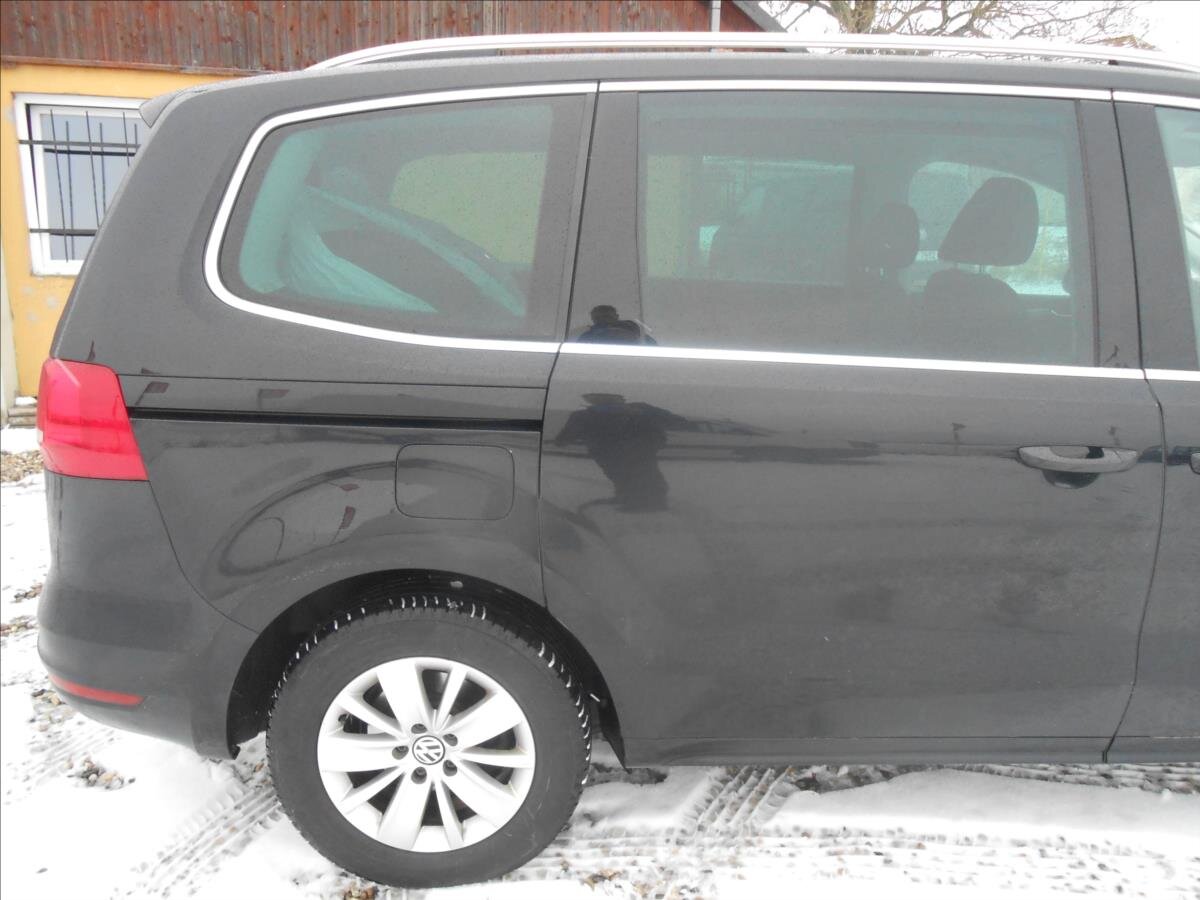 Volkswagen Sharan MPV 2,0 l 103 kw