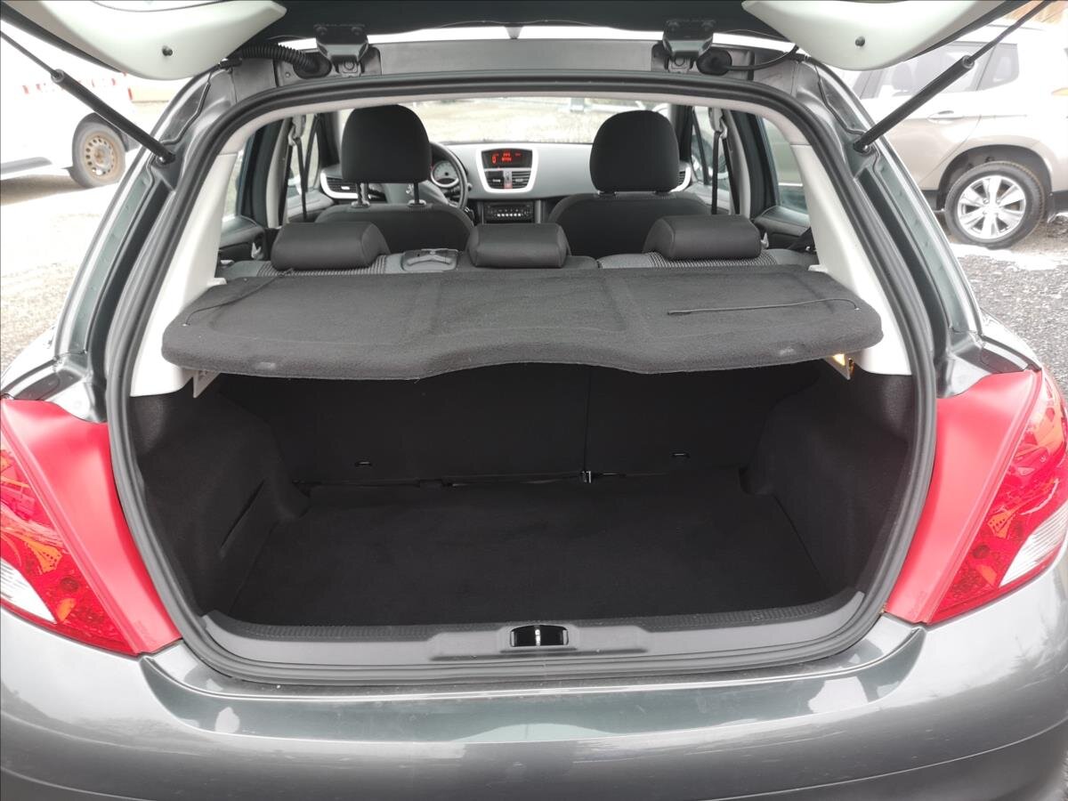 Peugeot 207 Hatchback 1,4 l 54 kw