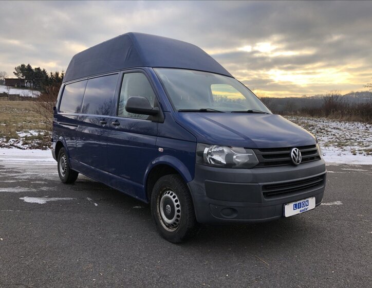 Volkswagen Transporter 1