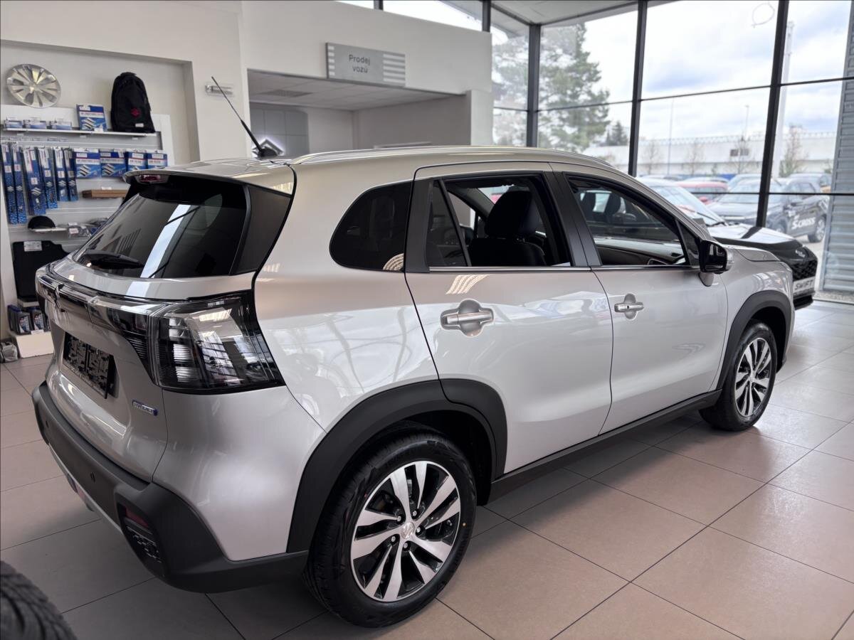 Suzuki S-Cross SUV / Terénní 1,4 l 81 kw