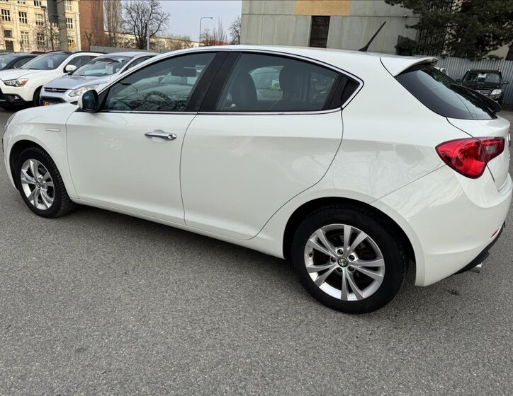 Alfa Romeo Giulietta Hatchback 1,4 l 88 kw