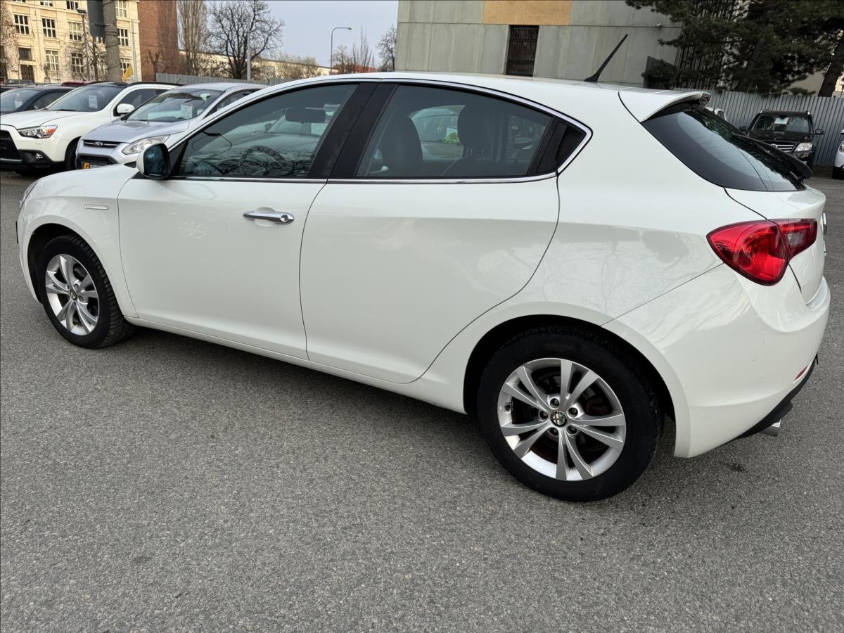 Alfa Romeo Giulietta Hatchback 1,4 l 88 kw