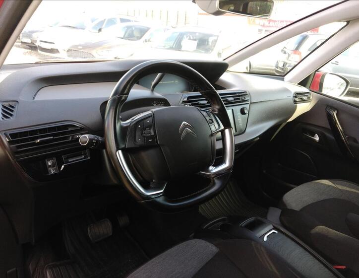 Citroën C4 Picasso 8