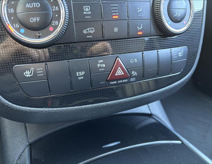 Mercedes-Benz Třídy R Kombi 3,0 l 165 kw