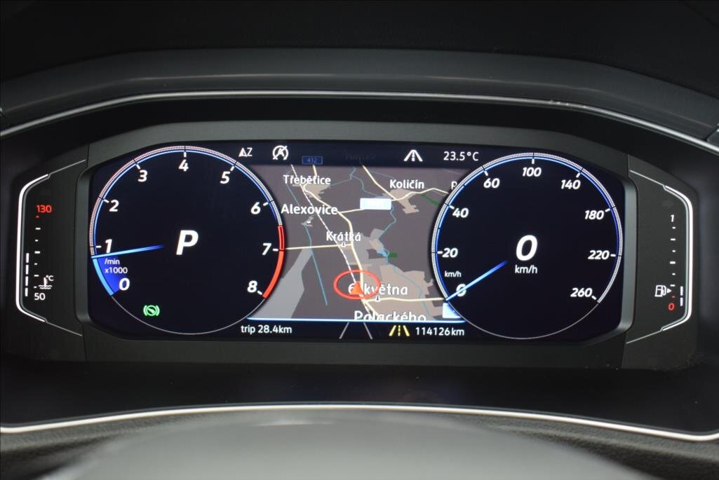 Volkswagen T-Roc SUV / Terénní 2,0 l 140 kw