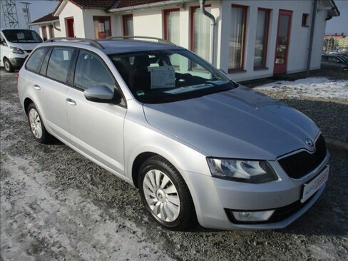 Škoda Octavia Kombi 2,0 l 110 kw