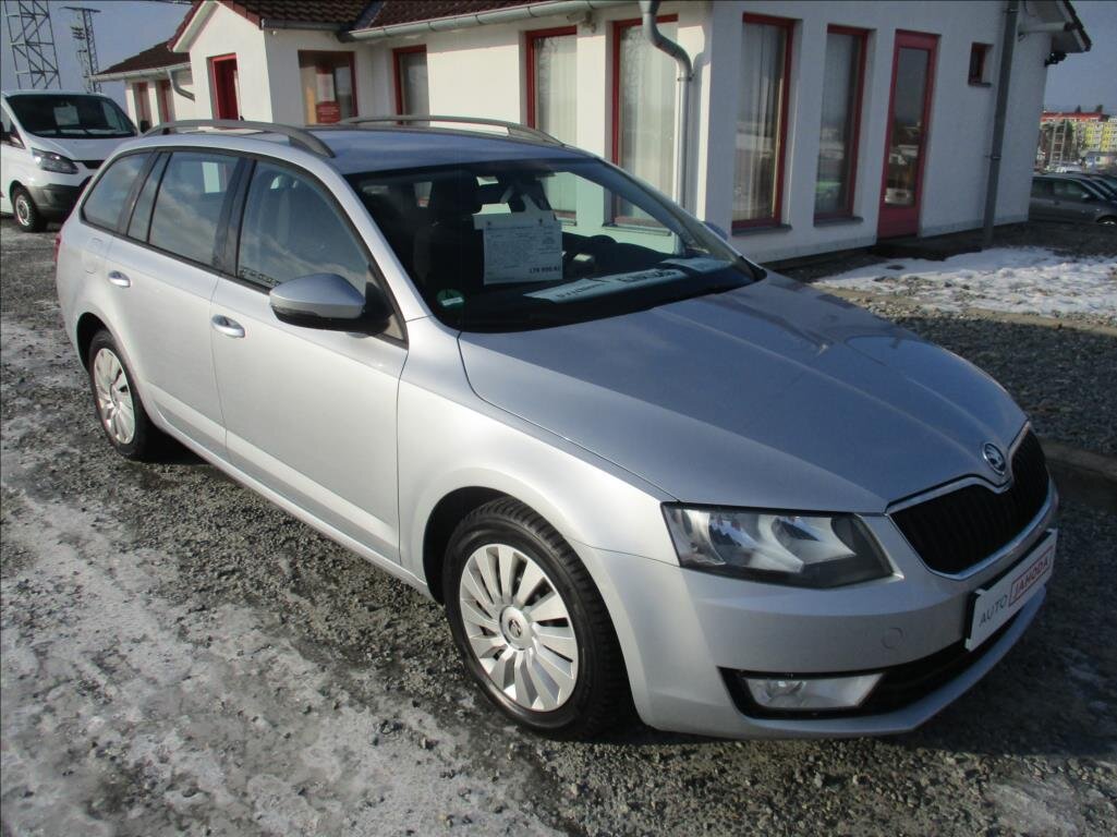 Škoda Octavia Kombi 2,0 l 110 kw