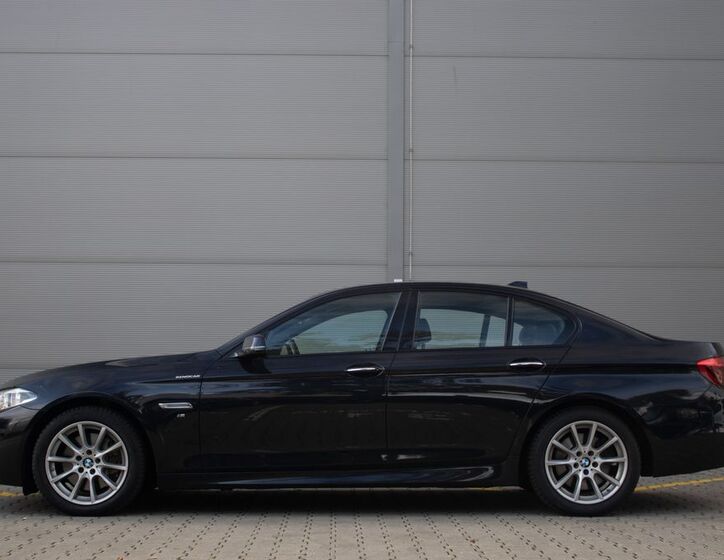BMW Řada 5 8