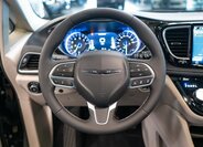 Chrysler Pacifica MPV 3,6 l 221 kw