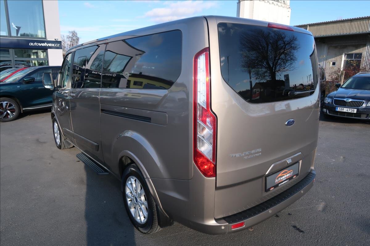 Ford Tourneo Custom Ostatní 2,0 l 96 kw