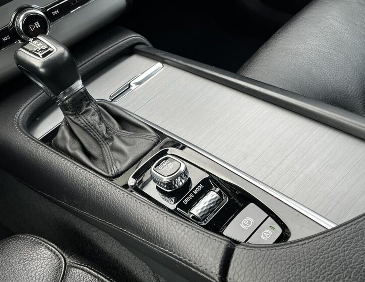 Volvo XC90 SUV 0,0 184 kw