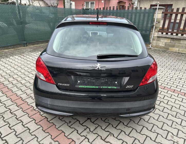 Peugeot 207 Hatchback 1,4 l 54 kw