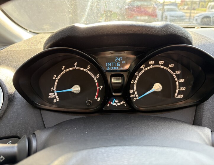 Ford Fiesta 11