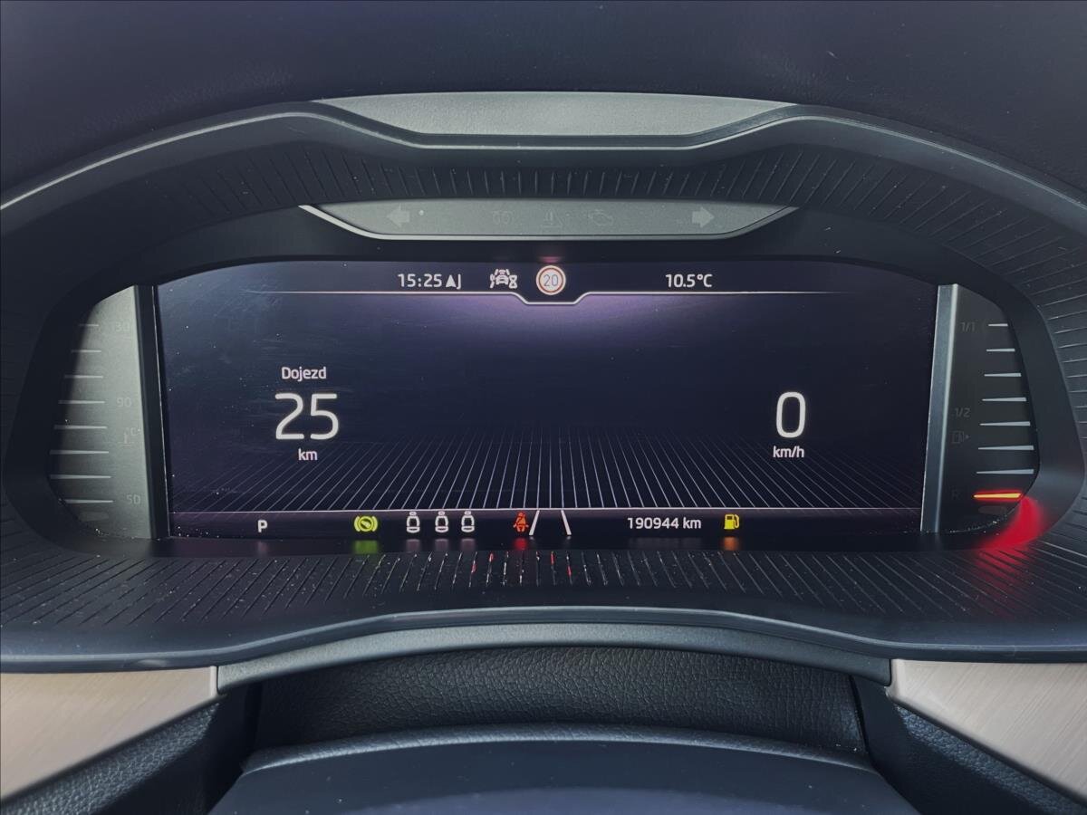 Škoda Kamiq SUV / Terénní 1,6 l 85 kw