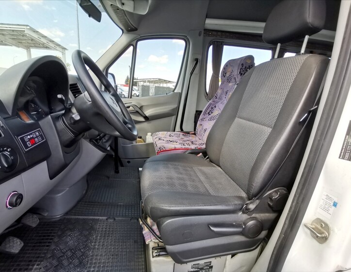 Mercedes-Benz Ostatní 5