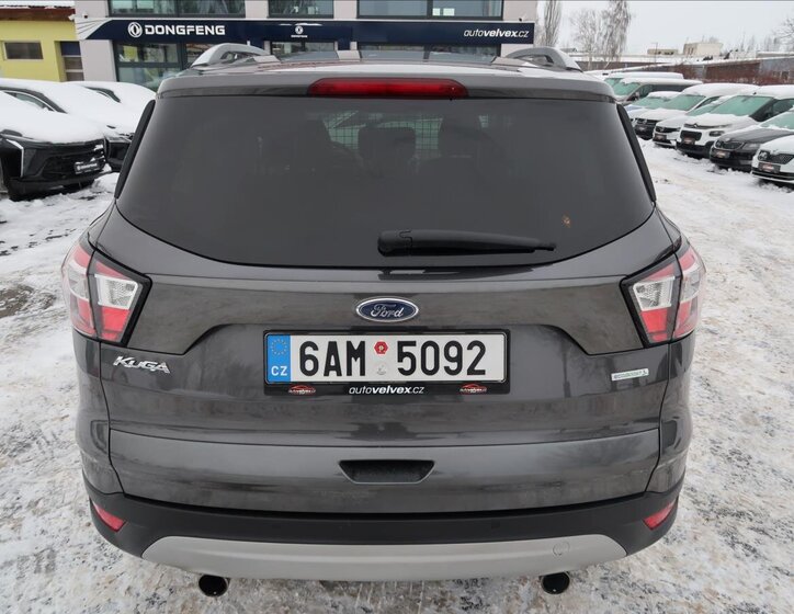 Ford Kuga SUV 1,5 l 110 kw