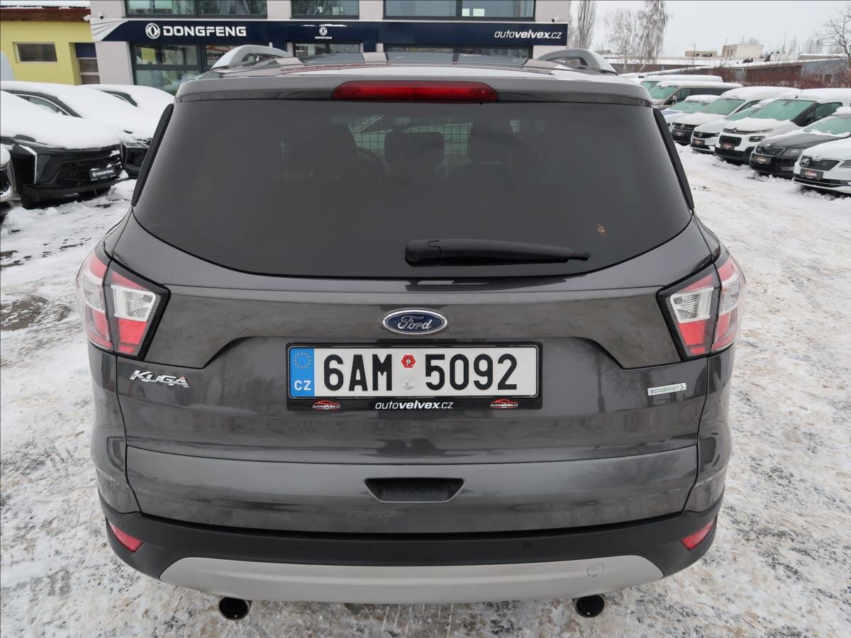 Ford Kuga SUV 1,5 l 110 kw