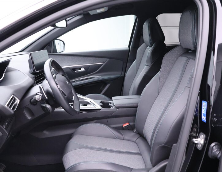 Peugeot 5008 SUV / Terénní 1,2 l 96 kw