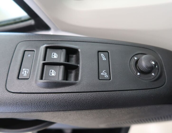 Opel Movano Skříň 2,2 l 103 kw