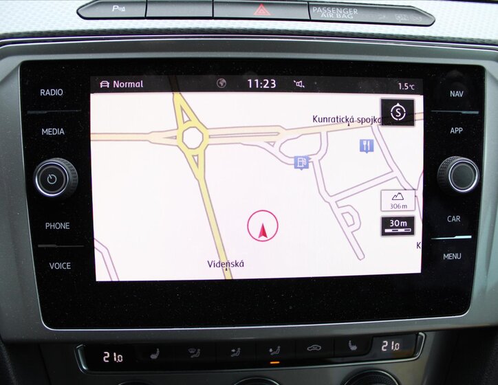 Volkswagen Passat Kombi 2,0 l 176 kw