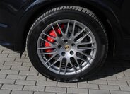 Porsche Cayenne SUV / Terénní 4,8 l 397 kw