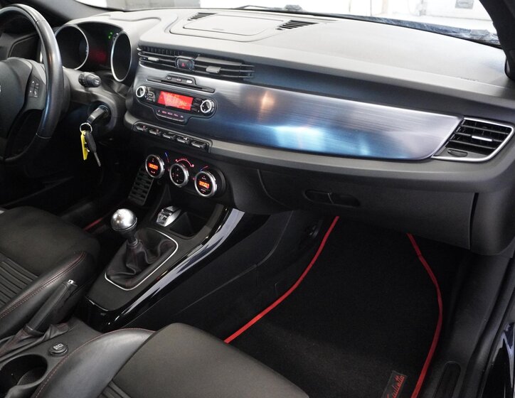 Alfa Romeo Giulietta Hatchback 1,7 l 173 kw