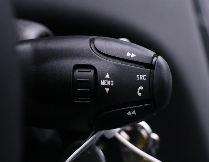 Peugeot 5008 MPV 1,6 l 88 kw