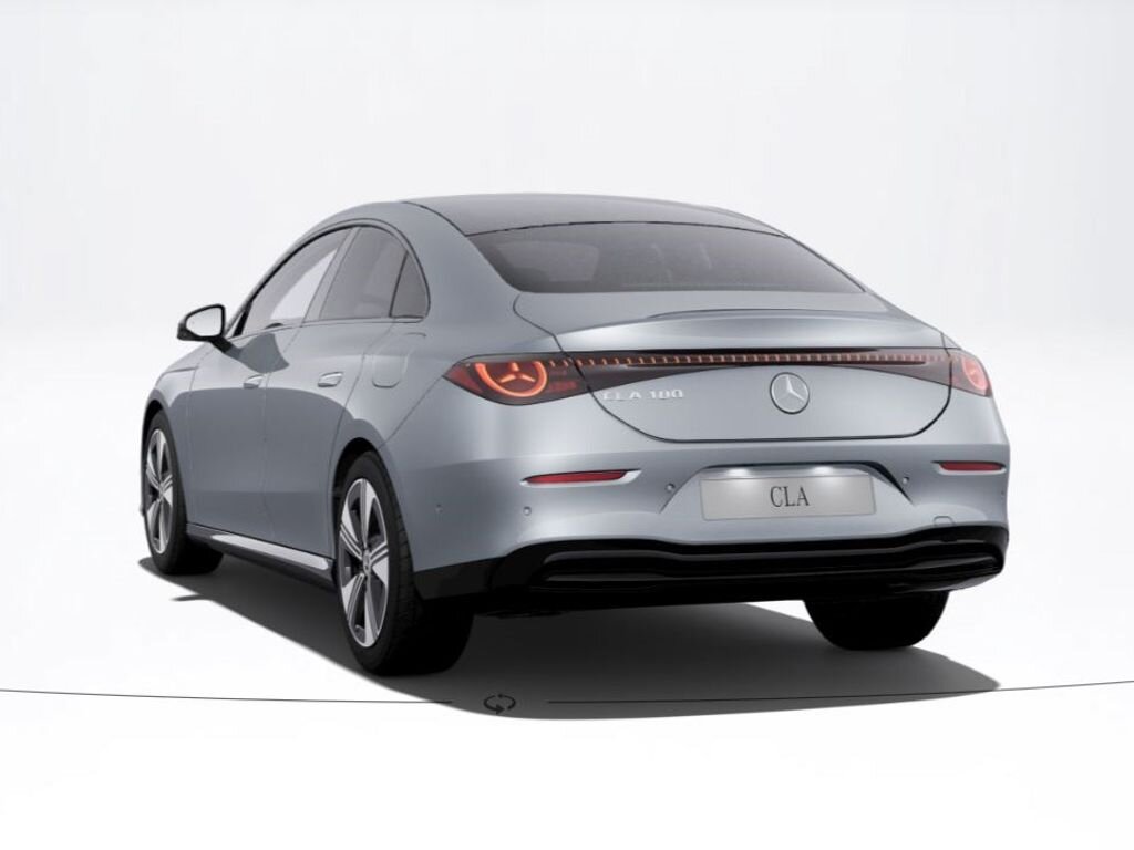 Mercedes-Benz CLA Sedan / Limuzína 1,5 l 122 kw