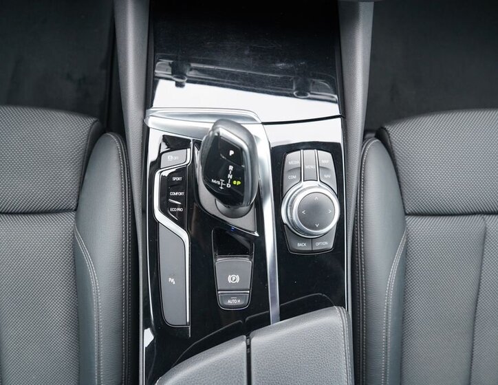 BMW Řada 5 Sedan 2,0 l 140 kw