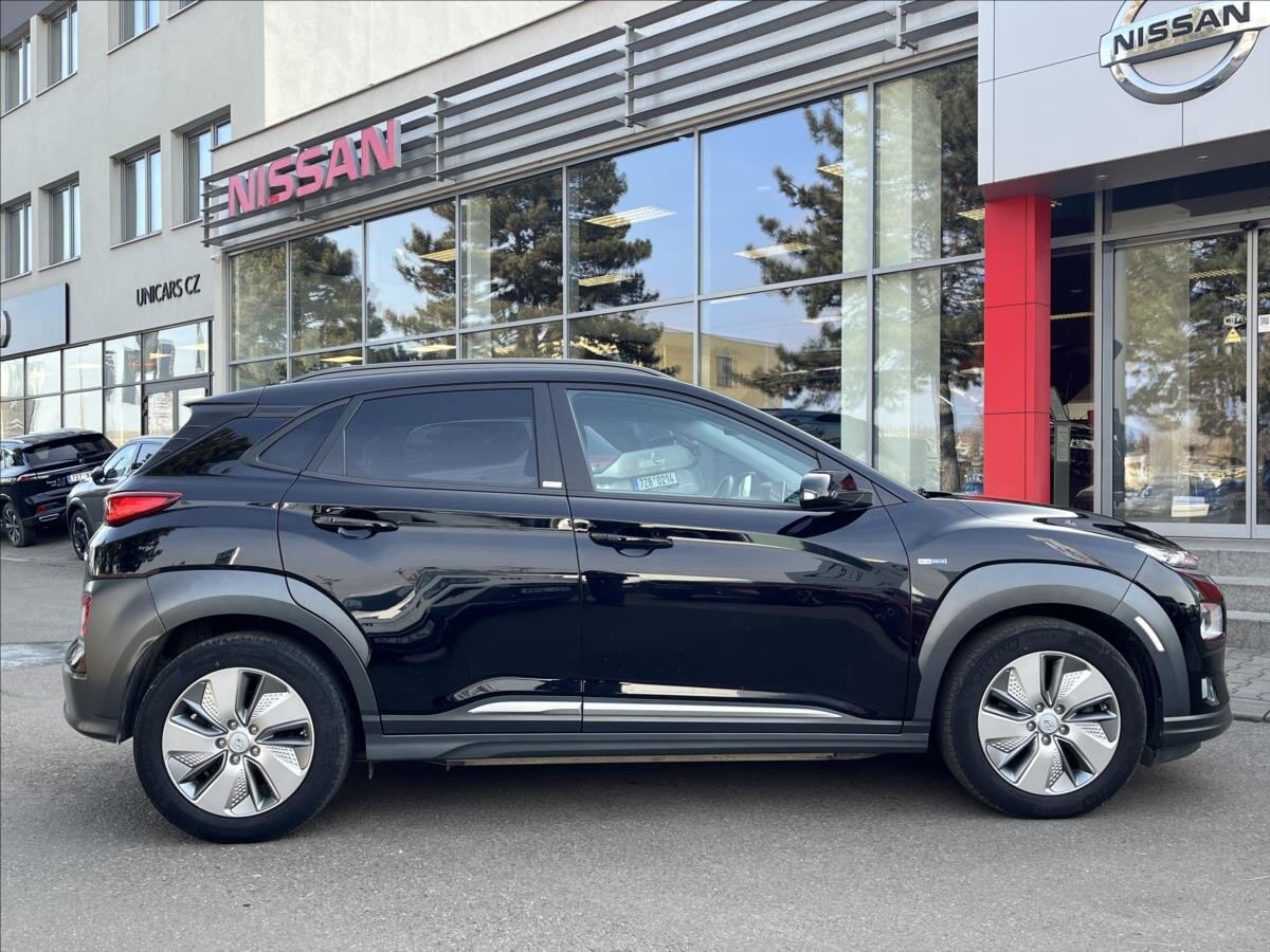 Hyundai Kona SUV / Terénní 0,0 150 kw
