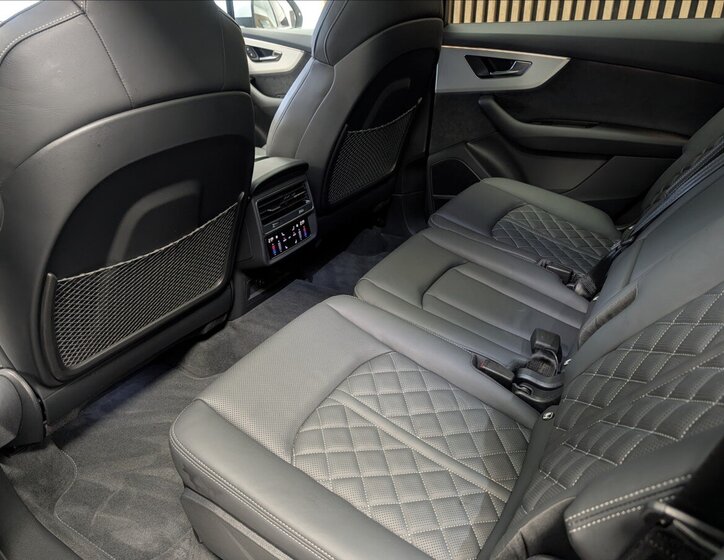 Audi Q7 Kombi 3,0 l 210 kw