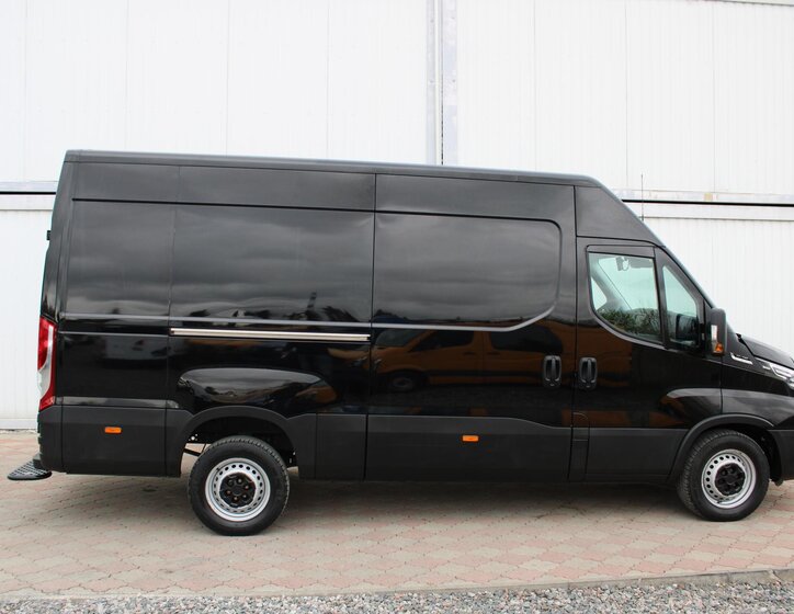 Iveco Daily Užitková 2,3 l 100 kw