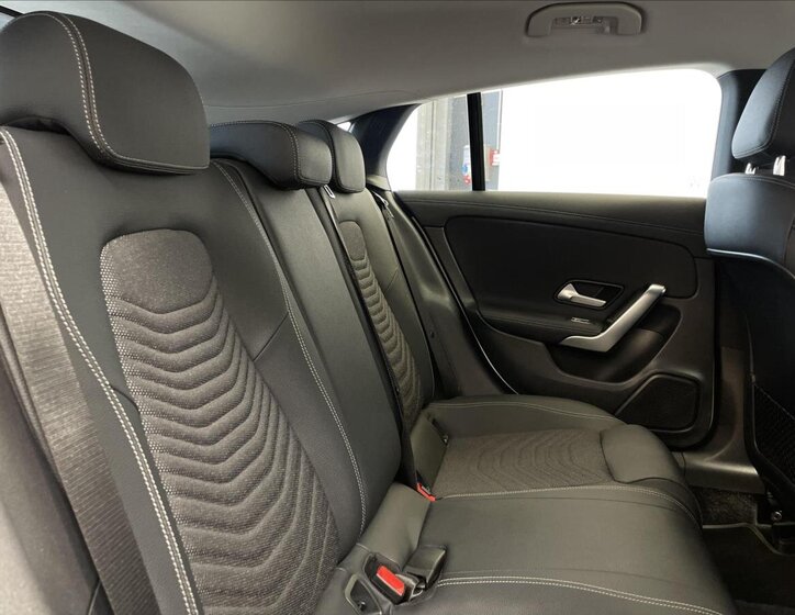 Mercedes-Benz CLA 19