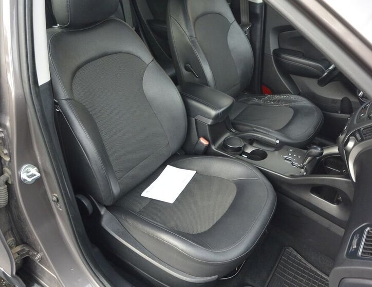 Hyundai ix35 SUV / Terénní 2,0 l 100 kw