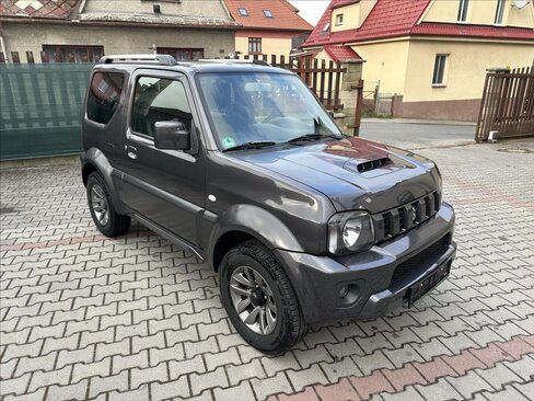 Suzuki Jimny SUV / Terénní 1,3 l 63 kw