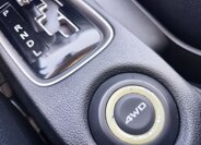 Mitsubishi Outlander SUV / Terénní 2,3 l 110 kw