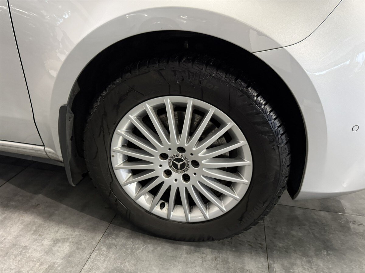 Mercedes-Benz Třídy V Kombi 2,0 l 174 kw