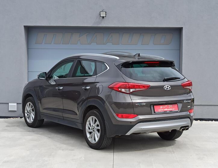 Hyundai Tucson 7