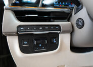 Cadillac Escalade 24