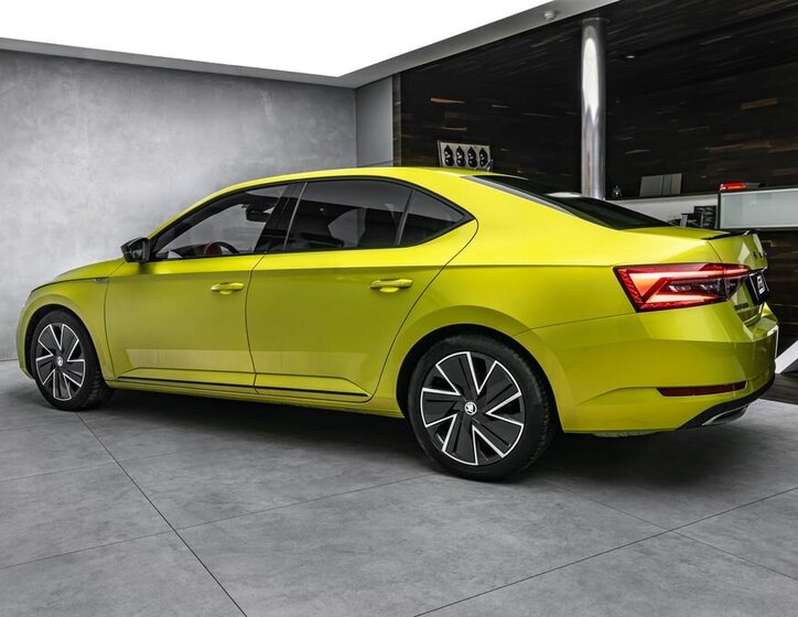 Škoda Superb Sedan 2,0 l 140 kw