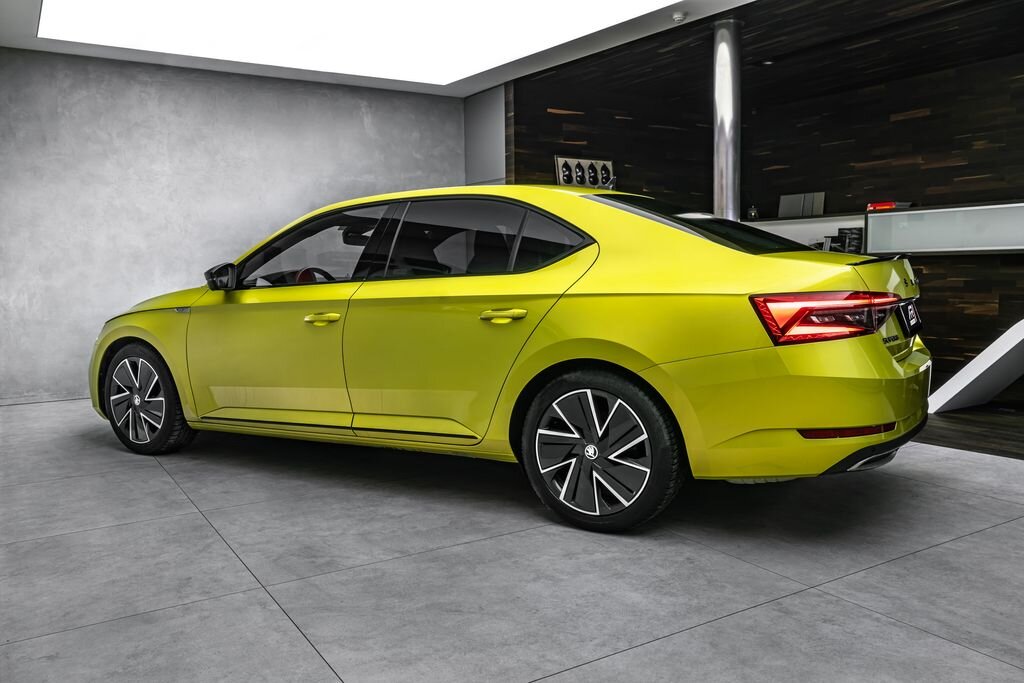 Škoda Superb Sedan 2,0 l 140 kw