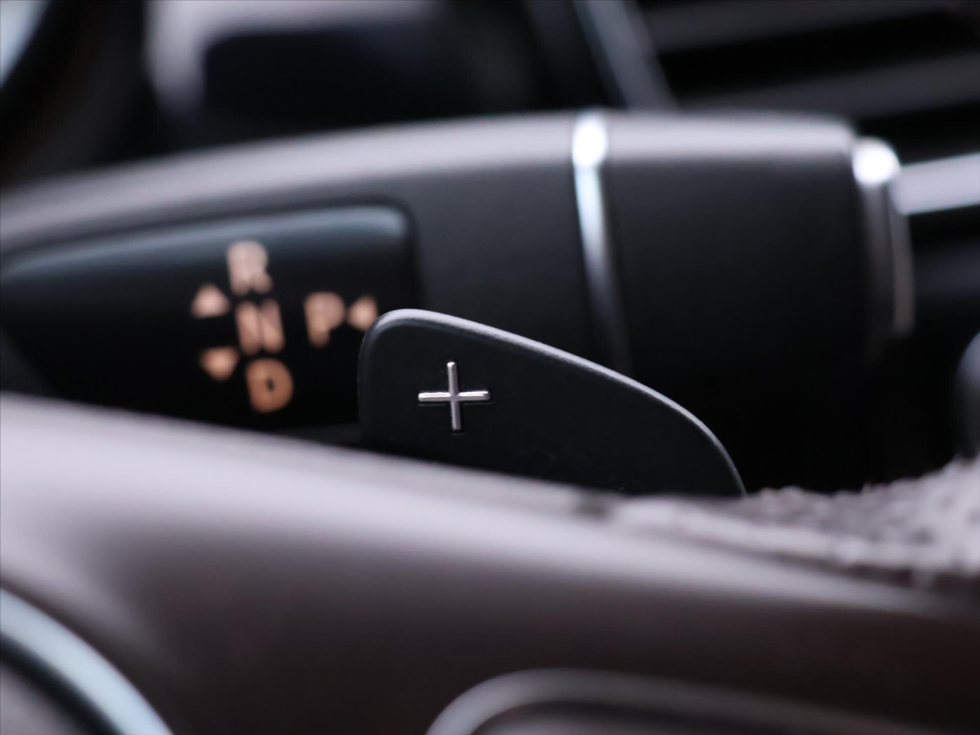 Mercedes-Benz GLE SUV / Terénní 3,0 l 190 kw