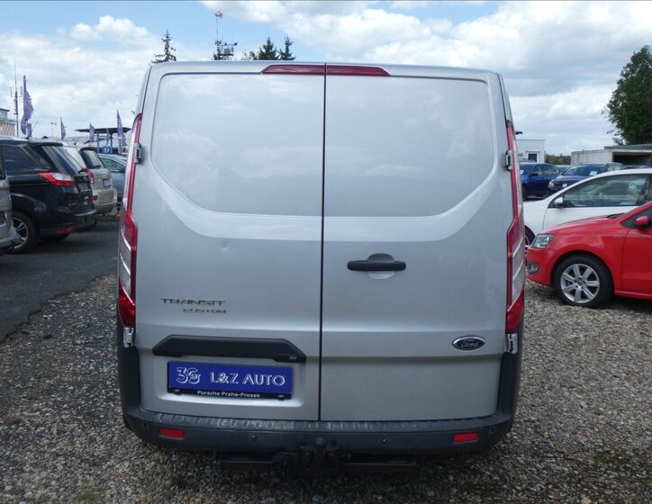 Ford Transit Custom Skříň 2,2 l 92 kw