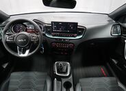 KIA Ceed 11