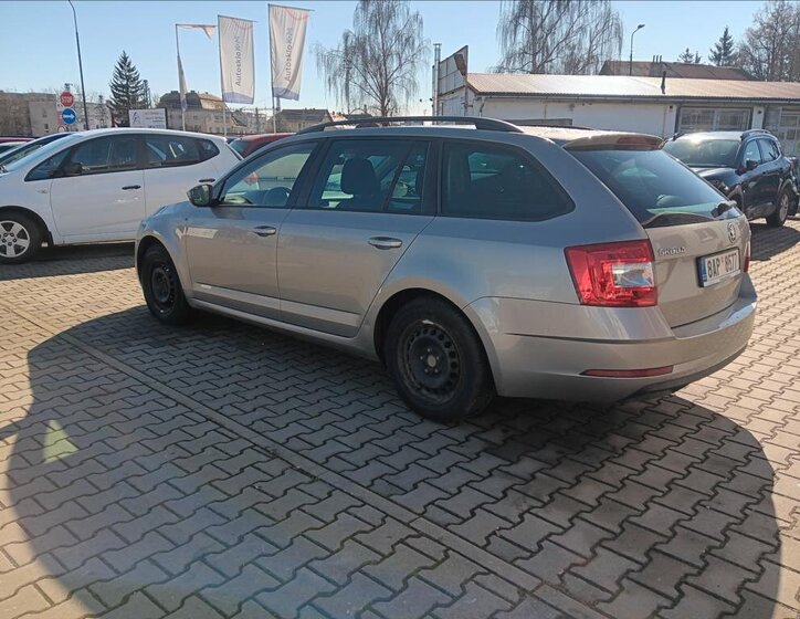 Škoda Octavia Kombi 1,6 l 85 kw