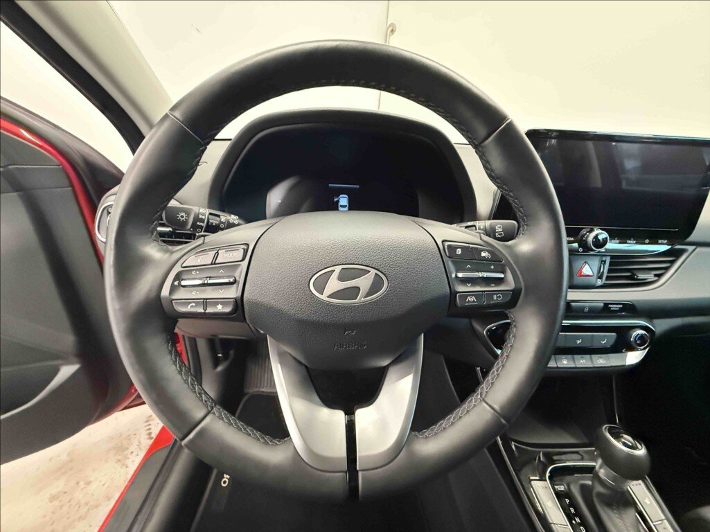 Hyundai i30 Kombi 998,0 73 kw