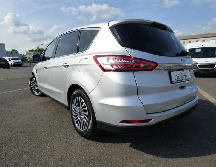 Ford S-MAX 69