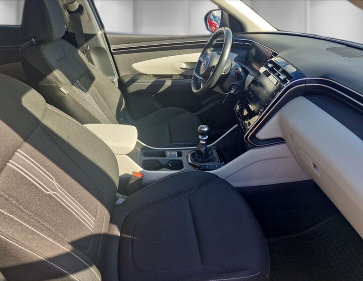 Hyundai Tucson SUV 1,6 l 110 kw
