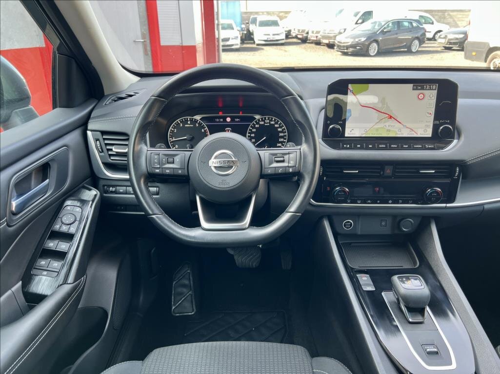 Nissan Qashqai SUV / Terénní 1,3 l 116 kw