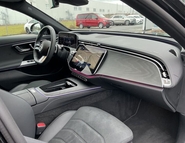 Mercedes-Benz Třídy E 16